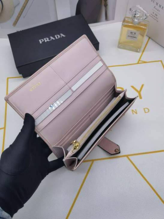 Picture of Prada Wallets _SKUfw175101177fw